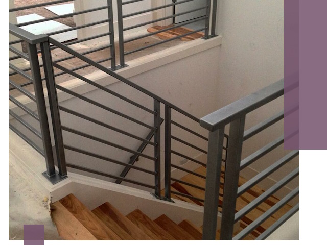 Изготовление поручней из металла и дерева в Пензе